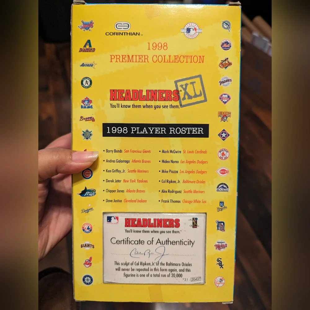 Cal Ripken Jr ! - Picture 2 of 10